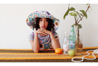 亚太地区Z世代年轻女装网红造型：服饰