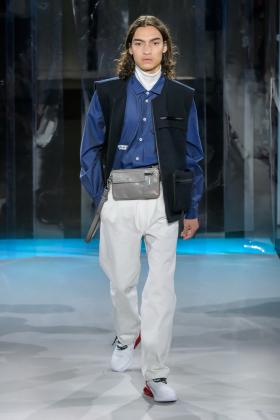 2018秋冬《Avoc》男装巴黎时装周走秀高清图片