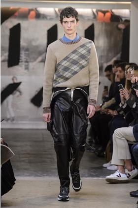 2018秋冬《Apc》男装巴黎时装周走秀高清图片
