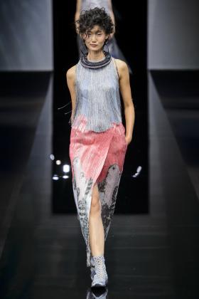 2019春夏米兰《giorgio-armani》女装发布会