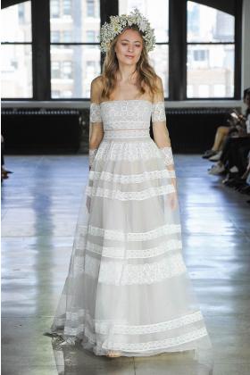 2019秋冬纽约《Watters》婚纱礼服发布会