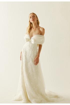 2019秋冬纽约《Sébastien Luke》婚纱礼服发布会