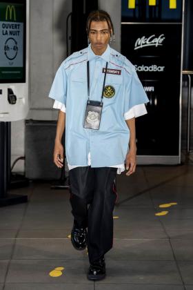 2020春夏巴黎Vetements男装发布会