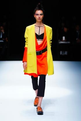 2019春夏东京《HIROKO KOSHINO》女装发布会