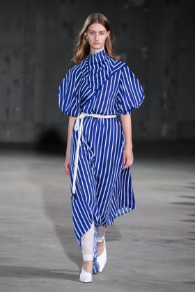 2019春夏东京《HARE》女装发布会