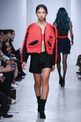 2019春夏首尔《UXION》女装发布会