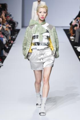 2019春夏首尔《ROMANCHIC》女装发布会