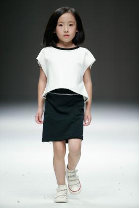 2019春夏上海《ENHENN》童装发布会