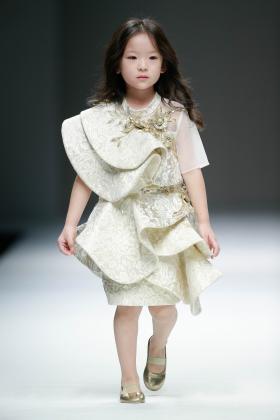 2019春夏上海《Mi bai kid's》童装发布会