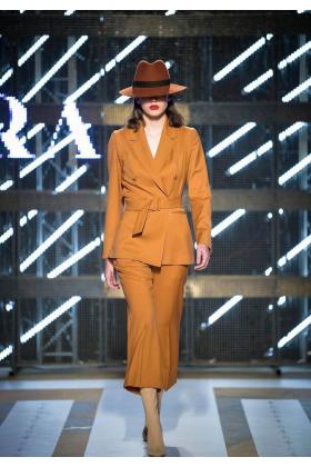 2019春夏斯洛文尼亚《Mateyaneira》男女装发布会