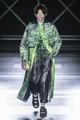 2020春夏巴黎FumitoGanryu男装发布会