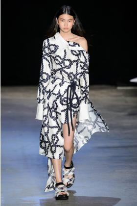 2019春夏纽约《monse》女装发布会