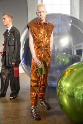 2018春夏《Harry xu》男装伦敦时装周走秀高清图片