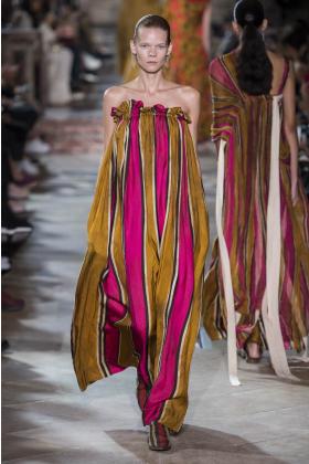 2019春夏巴黎《uma-wang》女装发布会