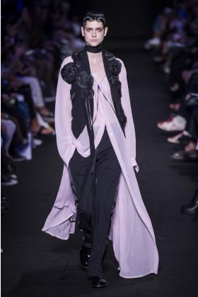 2019春夏巴黎《ann-demeulemeester》女装发布会
