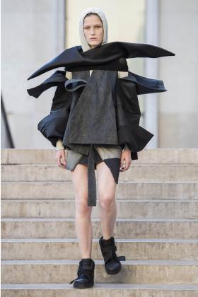 2019春夏巴黎《rick-owens》女装发布会