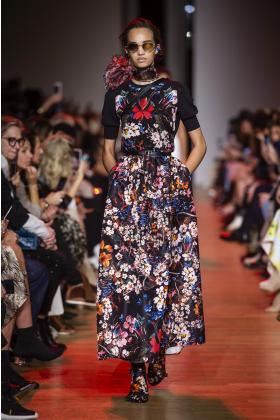 2019春夏巴黎《elie-saab》女装发布会