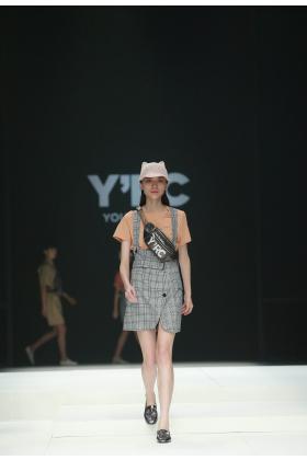 2019春夏北京《Y’RC》男女装发布会