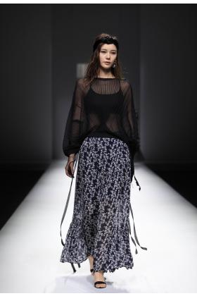 2019春夏北京《汉译》女装发布会