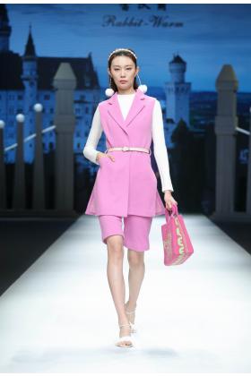 2019春夏北京《Rabbit Warm》女装发布会