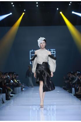 2019春夏北京《白鹿语》女装发布会