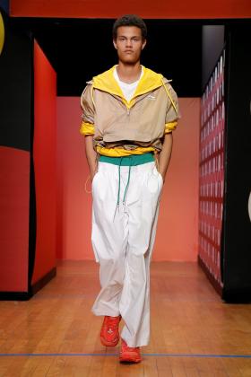 2020春夏巴黎LiNing男装发布会