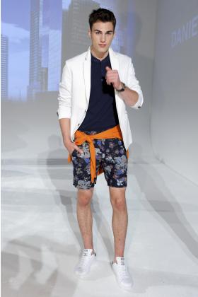 2018春夏《Daniel hechter》男装纽约时装周走秀高清图片