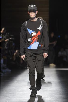 2018春夏《Kith sport》男装纽约时装周走秀高清图片