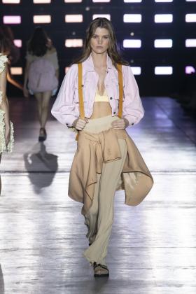 2019春夏米兰《alberta-ferretti》女装发布会