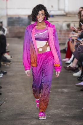  2019春夏伦敦《house-of-holland》女装发布会