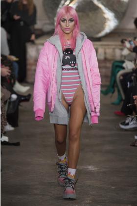 2019春夏伦敦《nicopanda》女装发布会