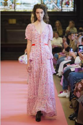 2019春夏伦敦《ryan-lo》女装发布会