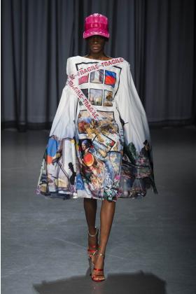 2019春夏伦敦《mary-katrantzou》女装发布会