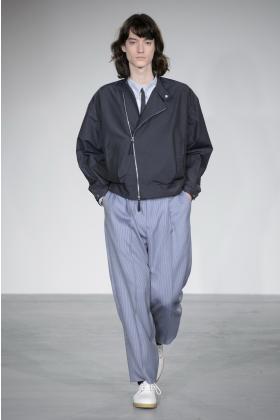 2018春夏《E tautz》男装伦敦时装周走秀高清图片