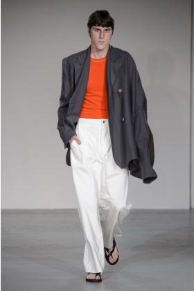 2018春夏《Alex mullins》男装伦敦时装周走秀高清图片