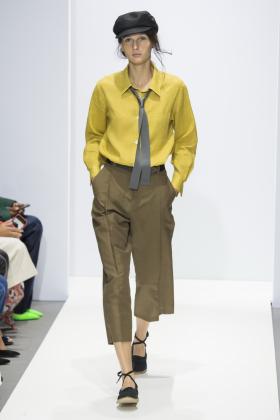 2019春夏伦敦《margaret-howell》女装发布会