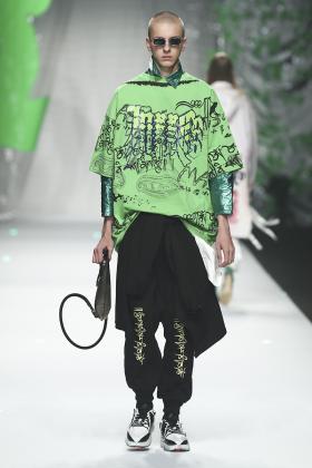 2019春夏上海《INXX》男装发布会