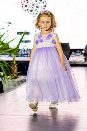 2019春夏敖德萨《Dani Kristine》童装发布会