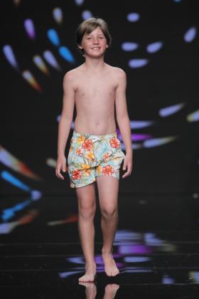 2019春夏大加纳利岛《Banana Moon》内衣泳装发布会