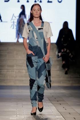 2019春夏迪拜《Old Times》女装发布会