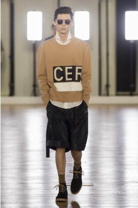 2018春夏《cerruti》男装巴黎时装周走秀高清图片