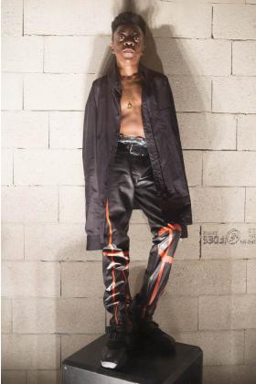 2018春夏《guntas x asap tyy》男装巴黎时装周走秀高清图片