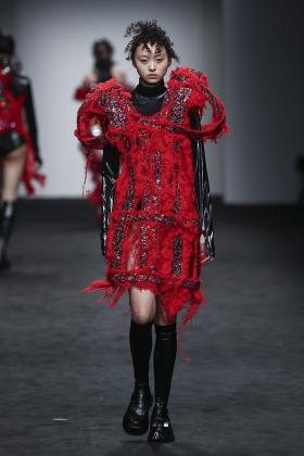 2019春夏上海《Ban  Xiaoxue》女装发布会