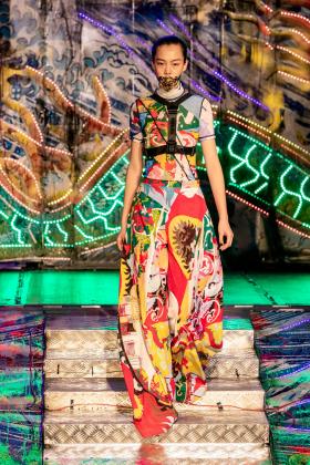 2019春夏上海《Angel Chen》女装发布会