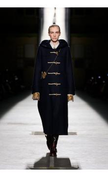DriesVanNoten_001_SZ6787