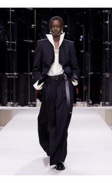 Givenchy_001_SZ6787
