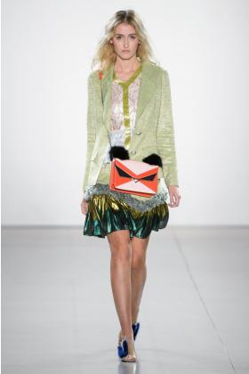 2019春夏纽约《vivienne-hu》女装发布会