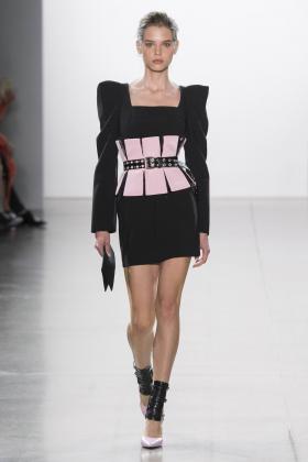 2019春夏纽约《taoray-wang》女装发布会