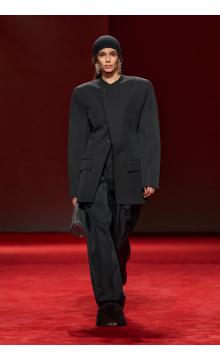 BottegaVeneta_002_SZ6787