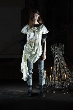 2019春夏伦敦《mm6-maison-margiela》女装发布会